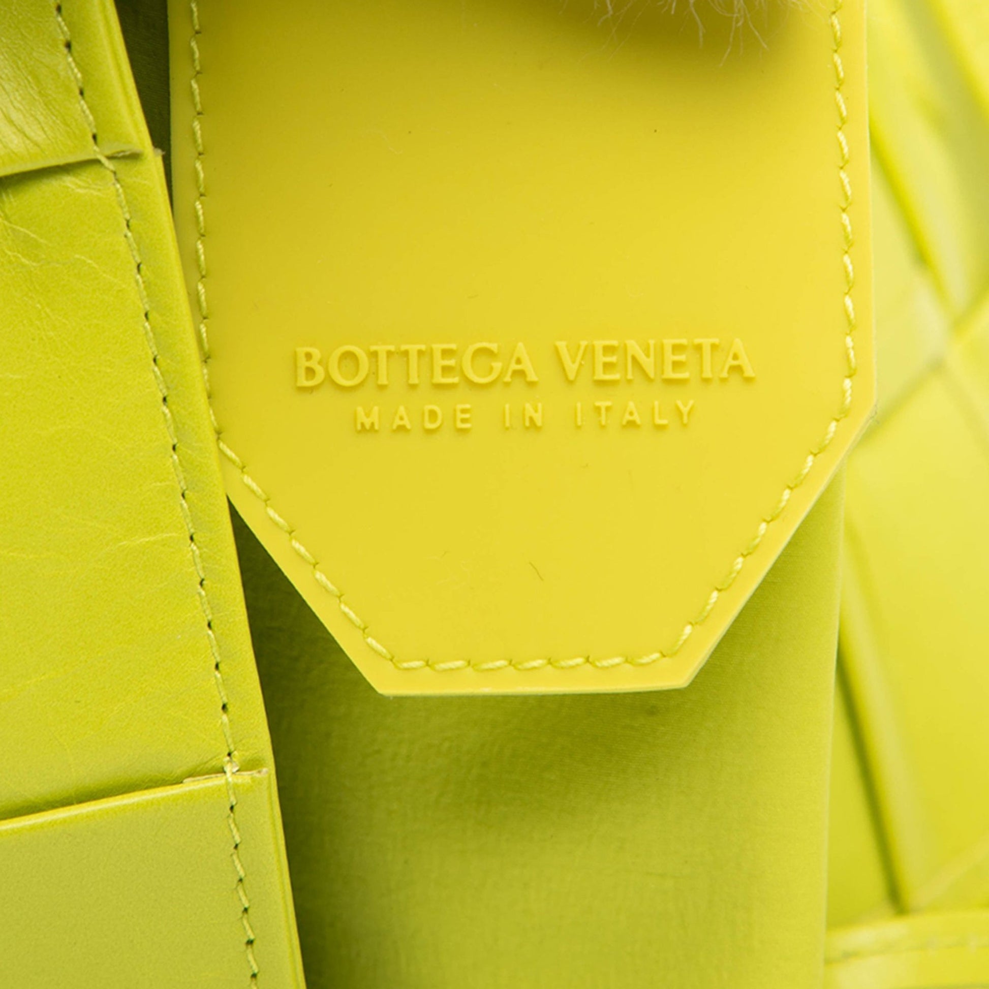 Bottega Veneta Extra Mini Nappa Maxi Intrecciato Cassette Crossbody