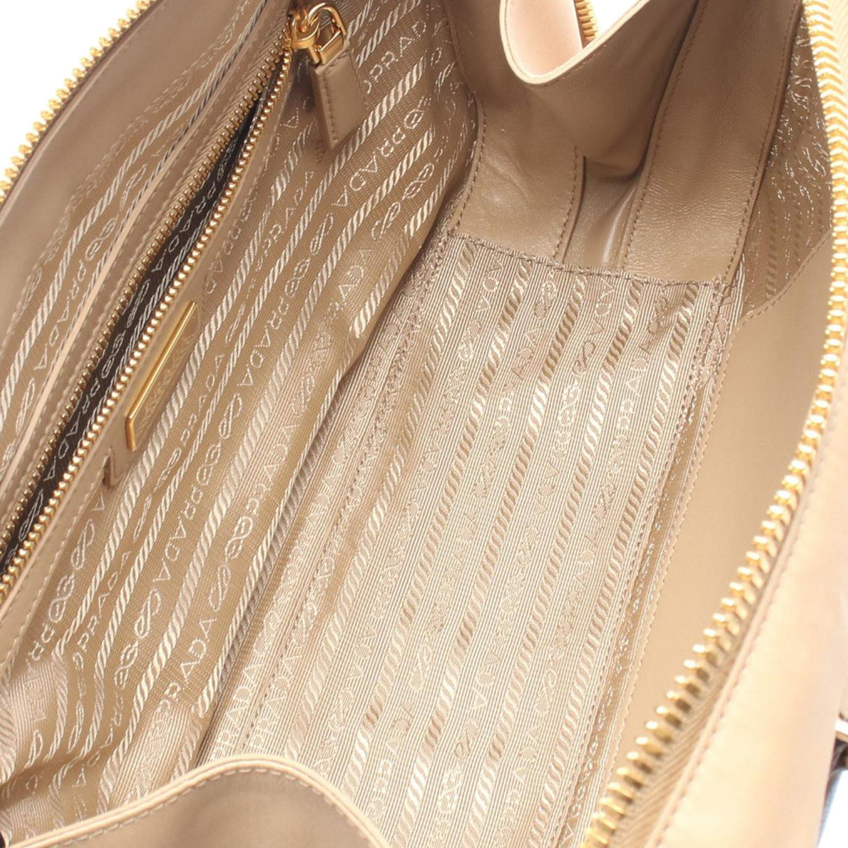 Prada Medium Re-Edition Saffiano 1978 Tote