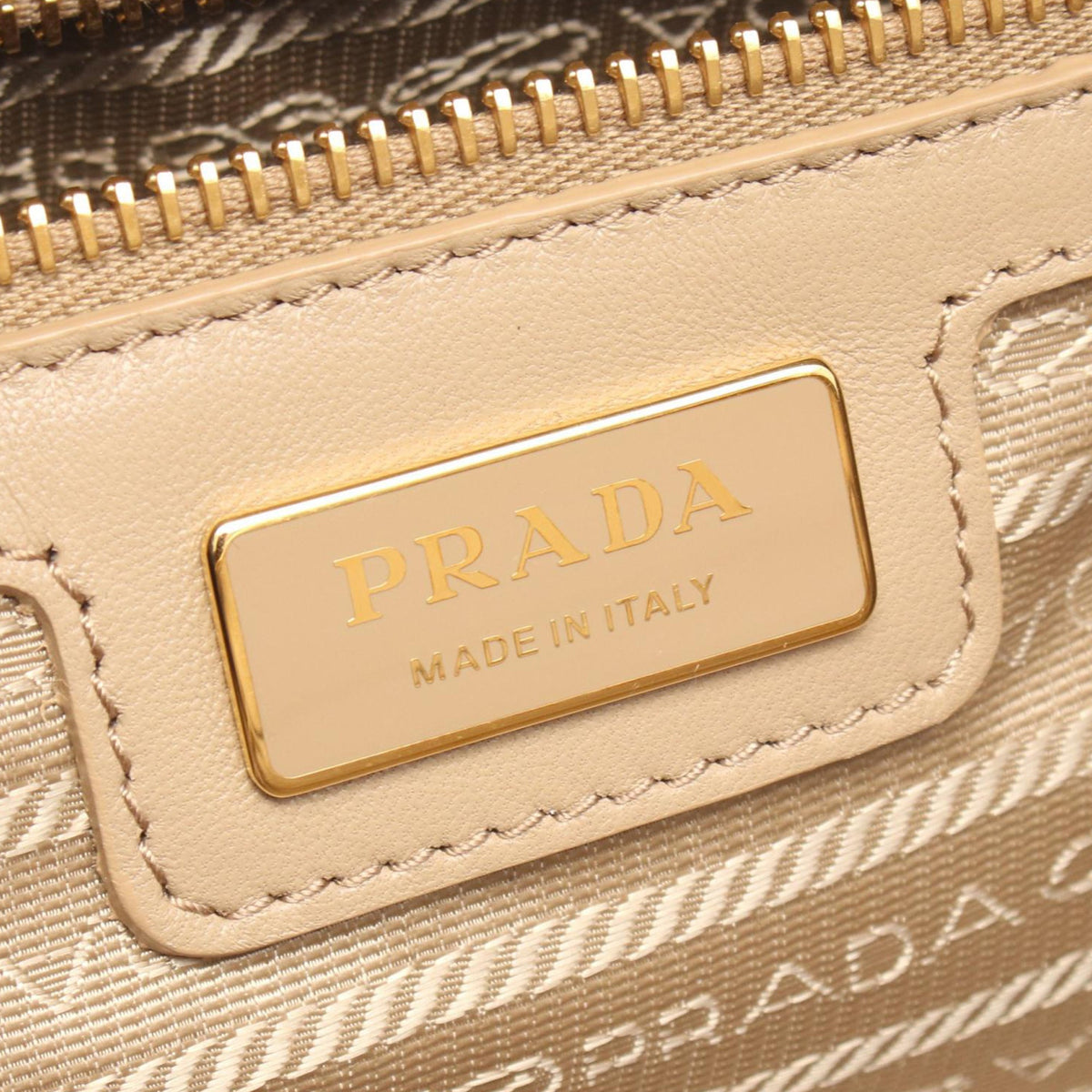Prada Medium Re-Edition Saffiano 1978 Tote