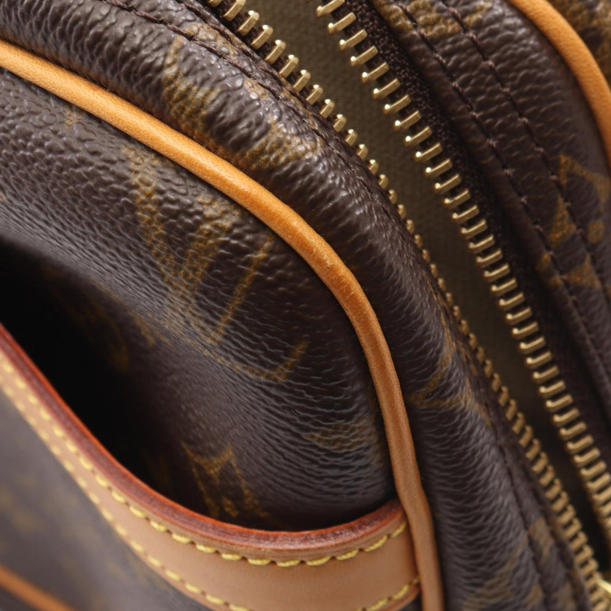 Louis Vuitton Monogram Reporter PM