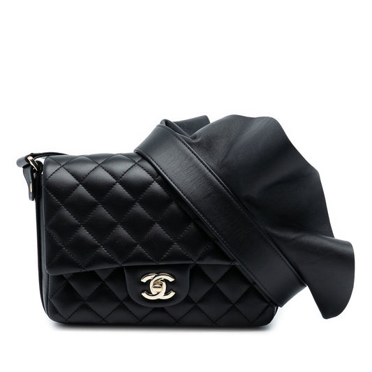 Chanel Quilted Calfskin Bolero de Chanel Flap