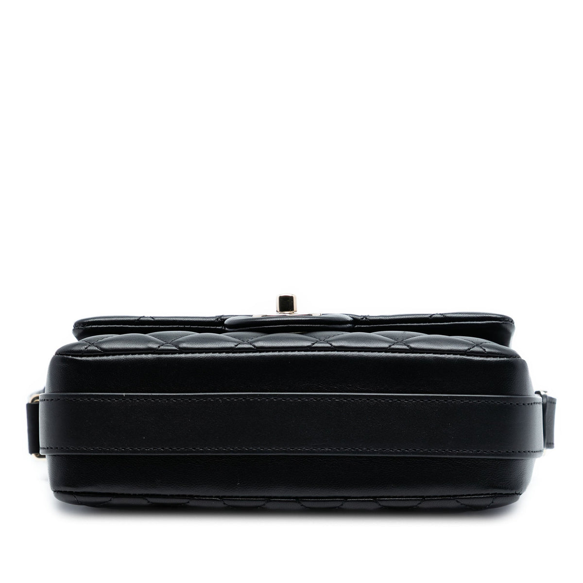 Chanel Quilted Calfskin Bolero de Chanel Flap