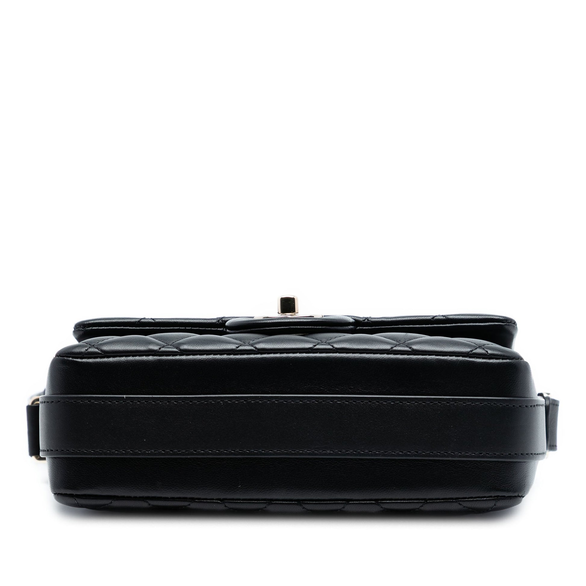 Chanel Quilted Calfskin Bolero de Chanel Flap