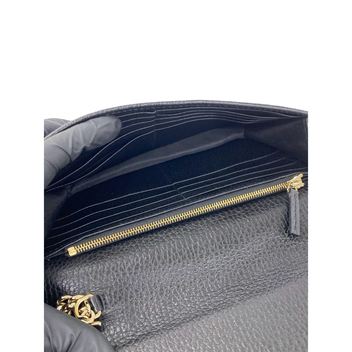 Gucci Dollar Calf Interlocking Shoulder Bag — Black