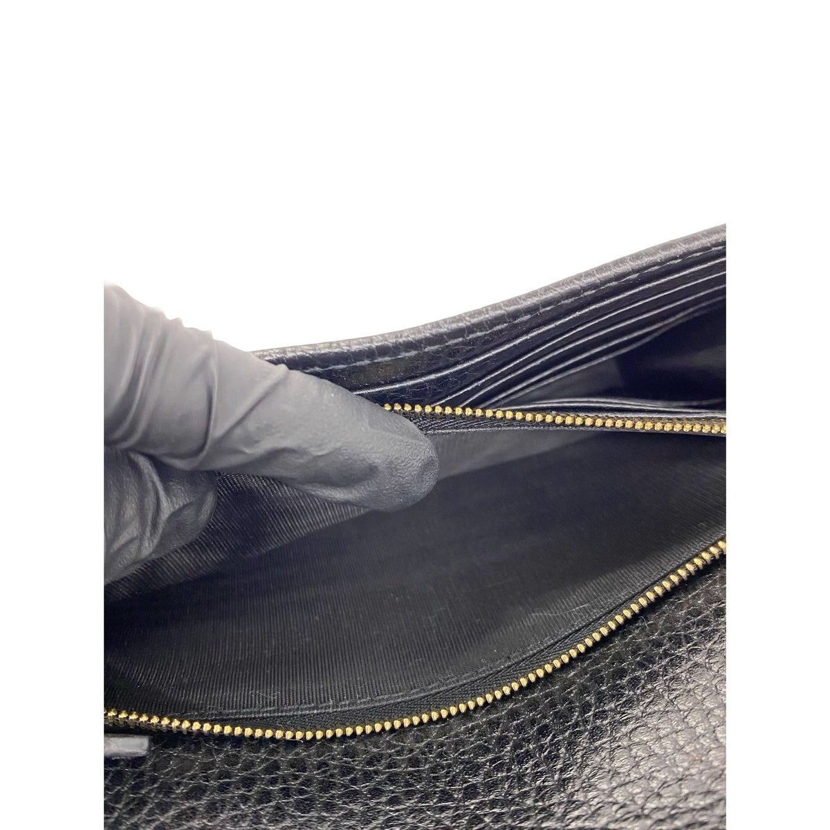Gucci Dollar Calf Interlocking Shoulder Bag — Black