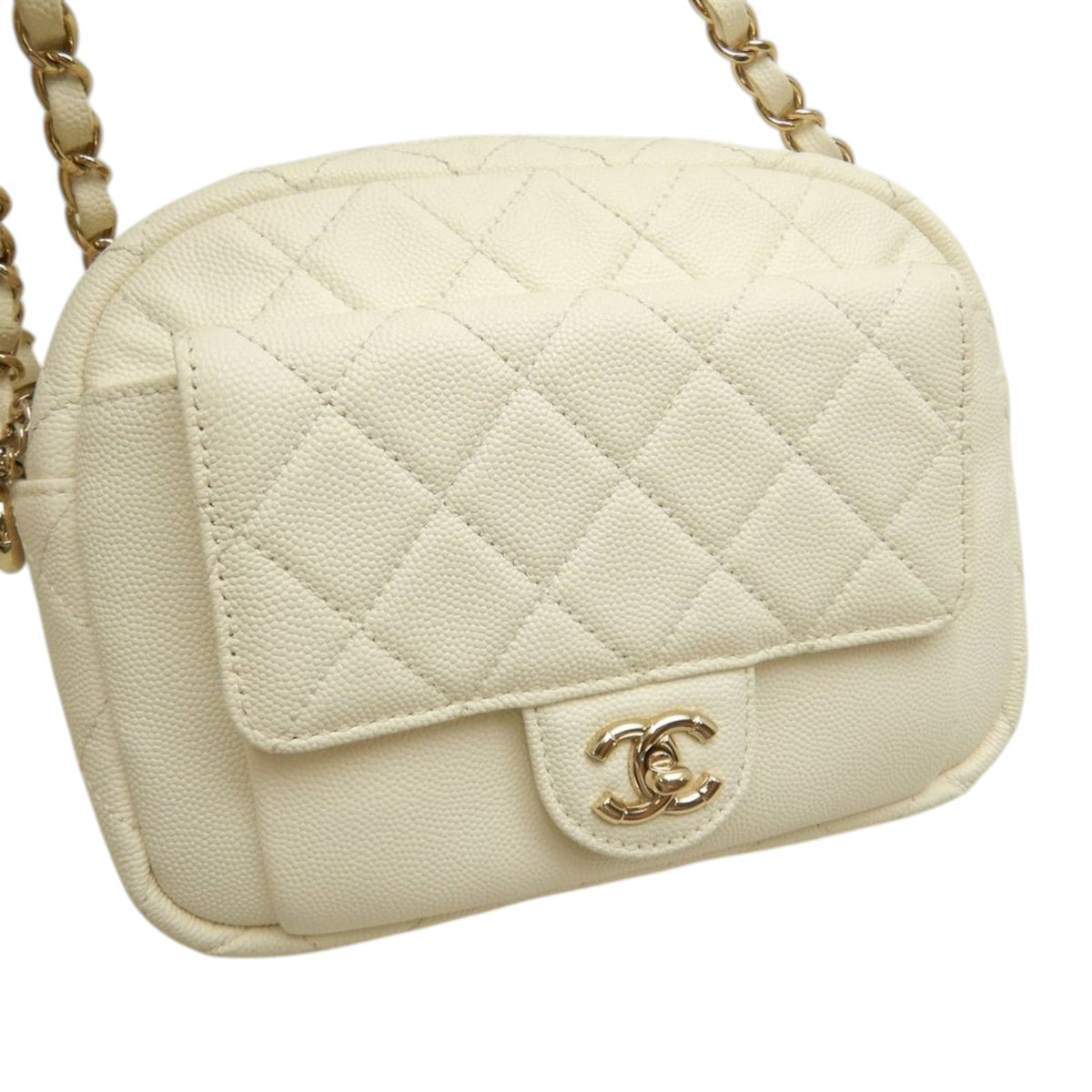 Chanel CC Quilted Caviar Day Camera Bag