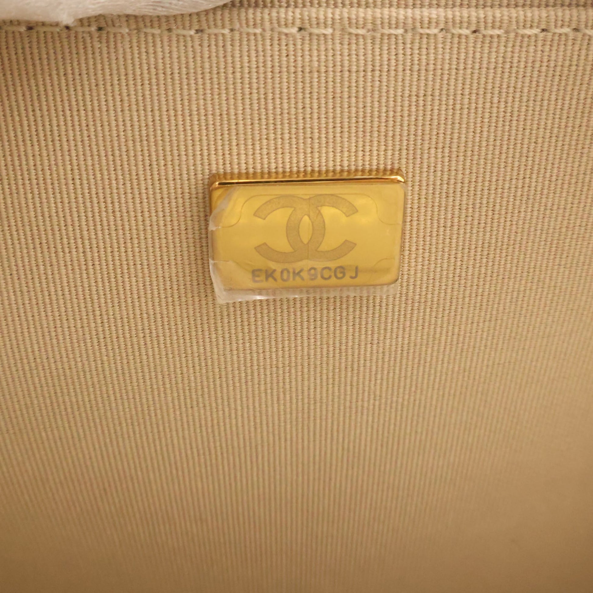 Chanel Large Quilted Gradient Metallic Lambskin Like A Wallet Flap