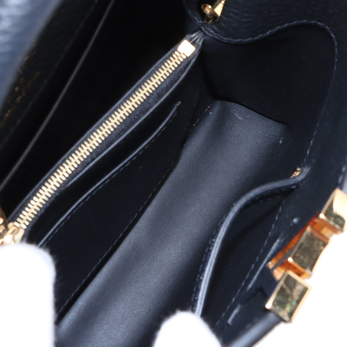 Louis Vuitton Small Taurillon Capucines — Black