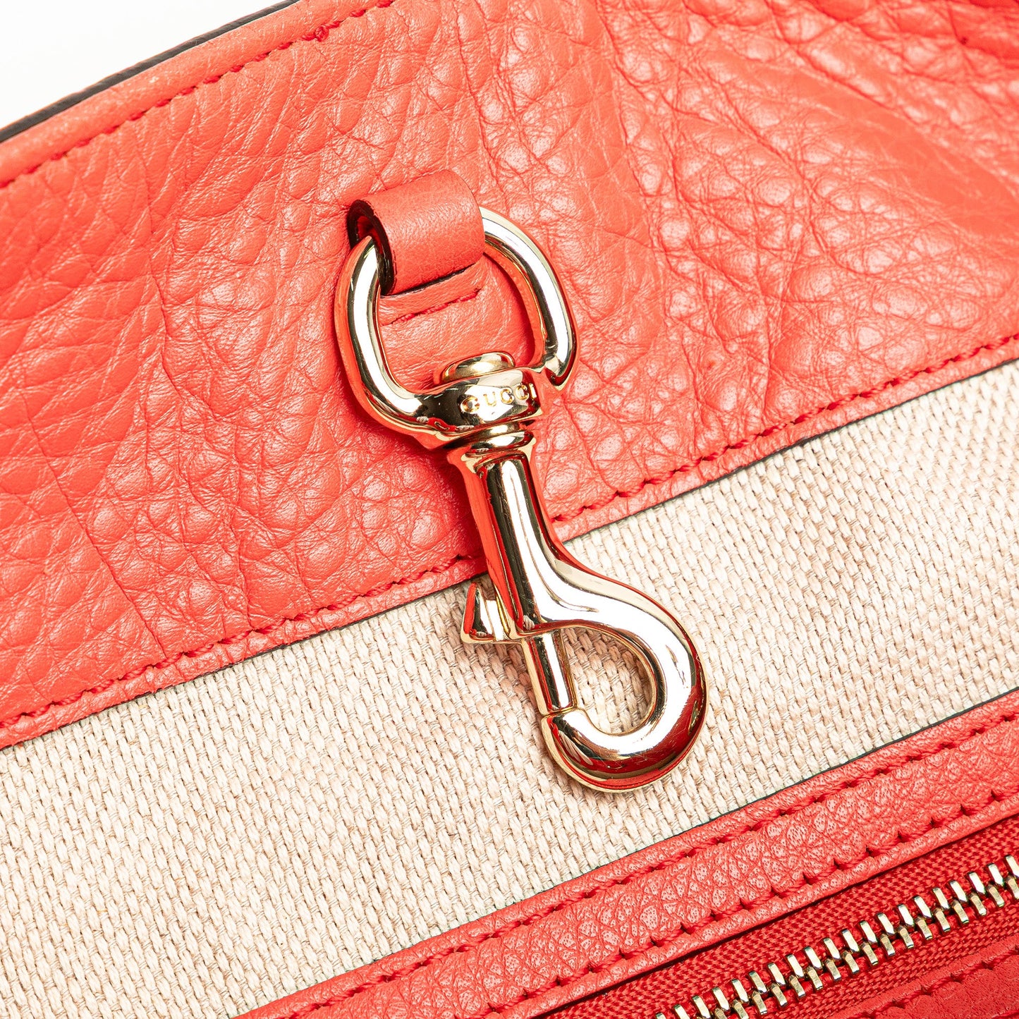 Gucci Medium Leather Soho Chain Tote