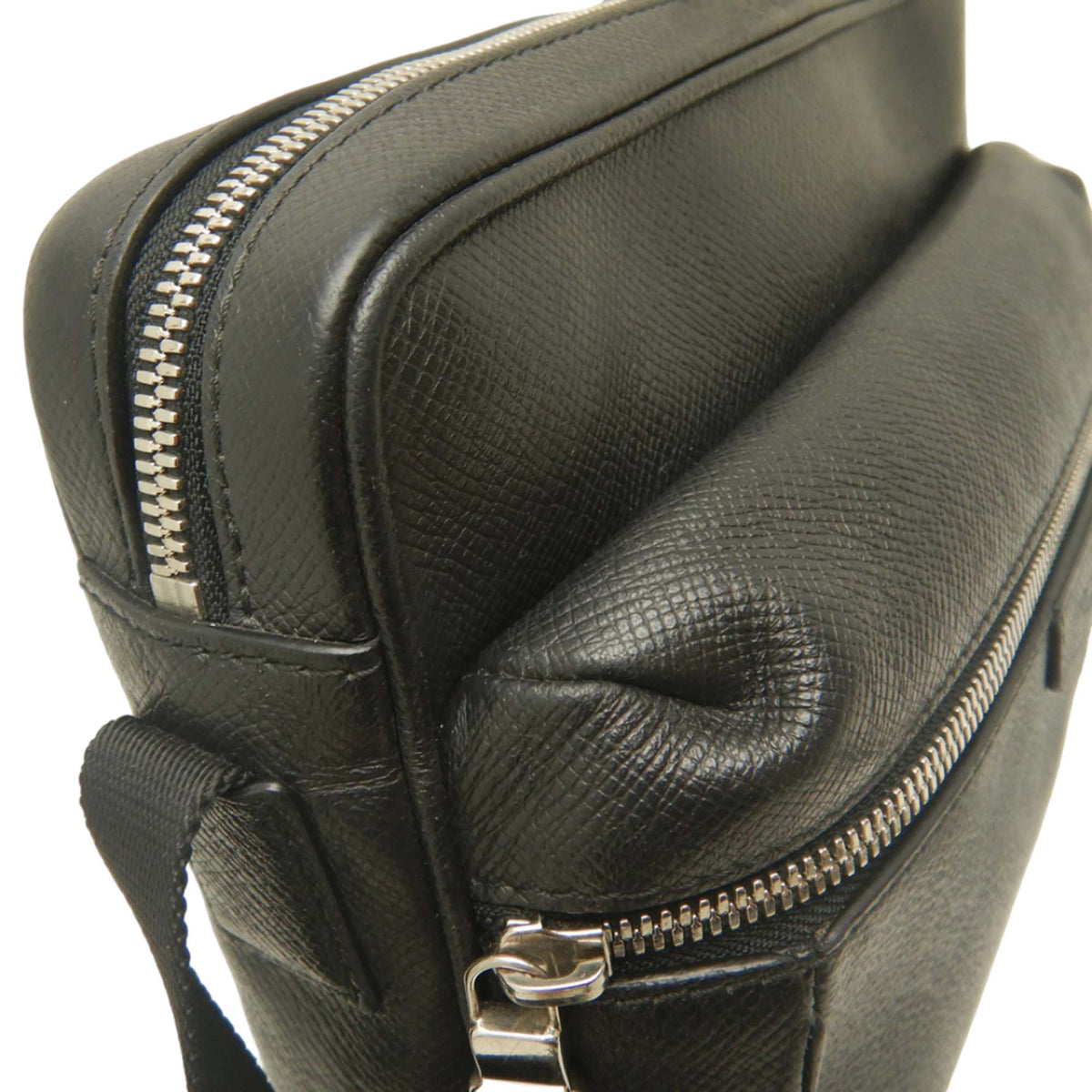 Louis Vuitton Monogram Taigarama Outdoor Messenger