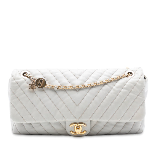 Chanel Jumbo Chevron Calfskin Surpique Flap
