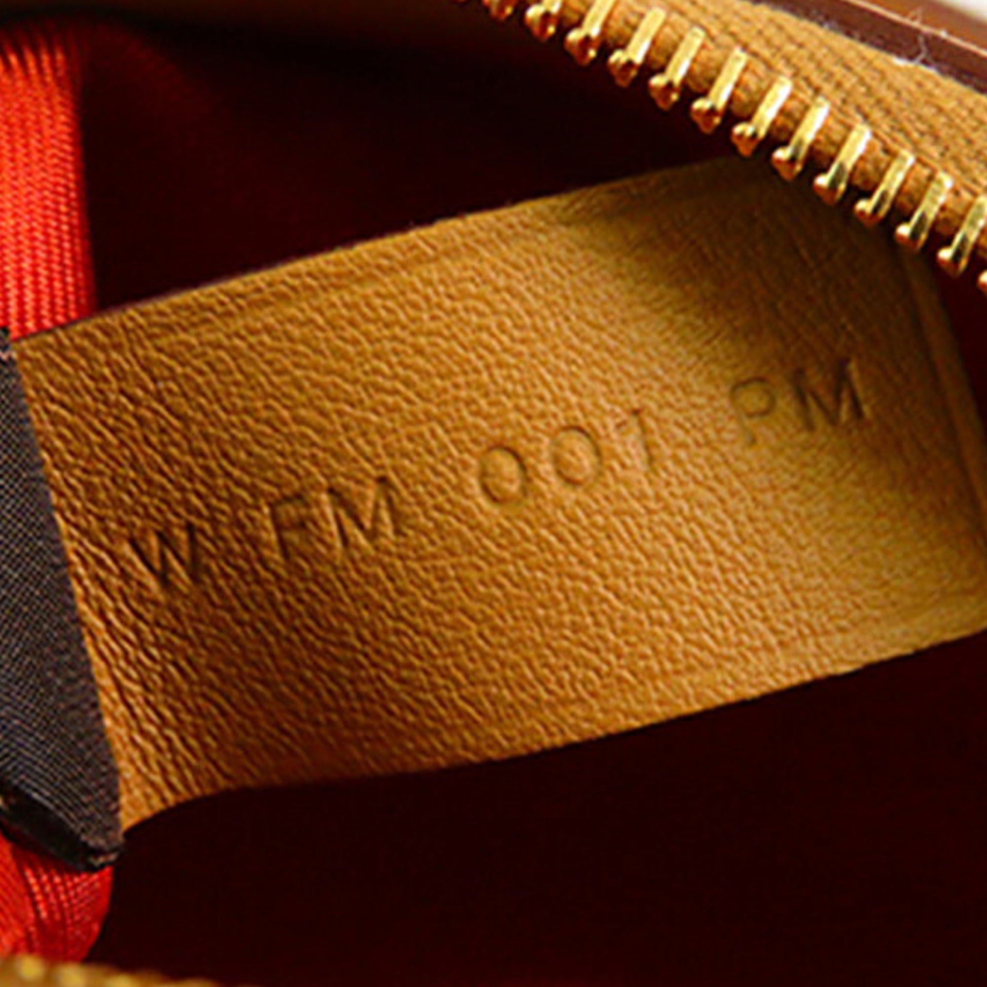 Hermès Silk and Swift Carre En Boucles Sursoie To Go Pouch