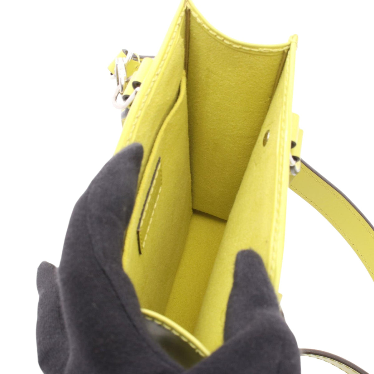 Louis Vuitton Epi Petit Sac Plat