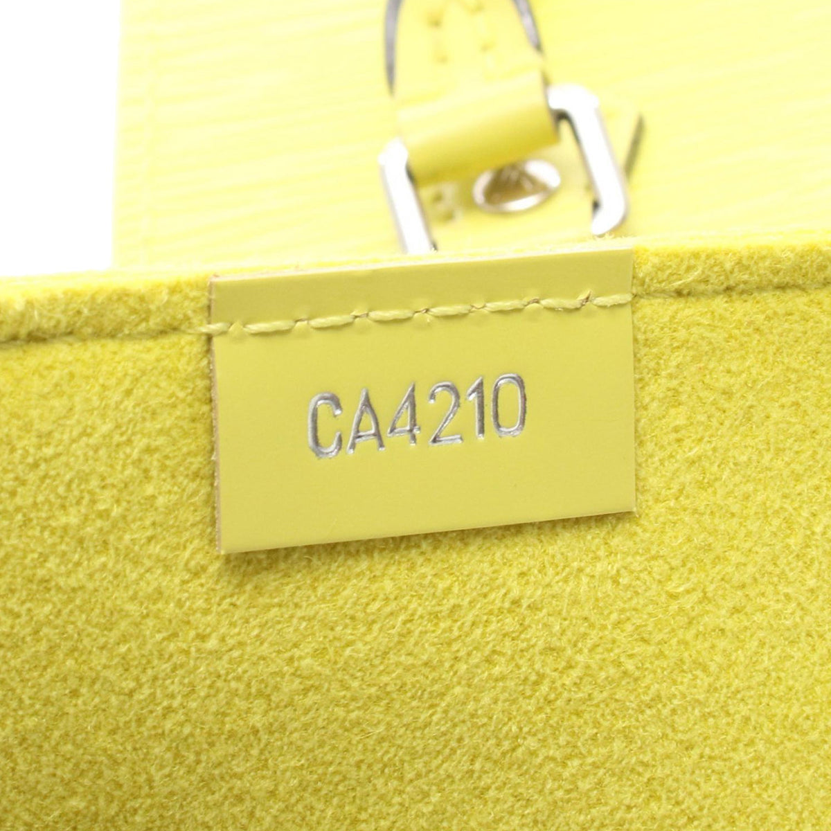 Louis Vuitton Epi Petit Sac Plat