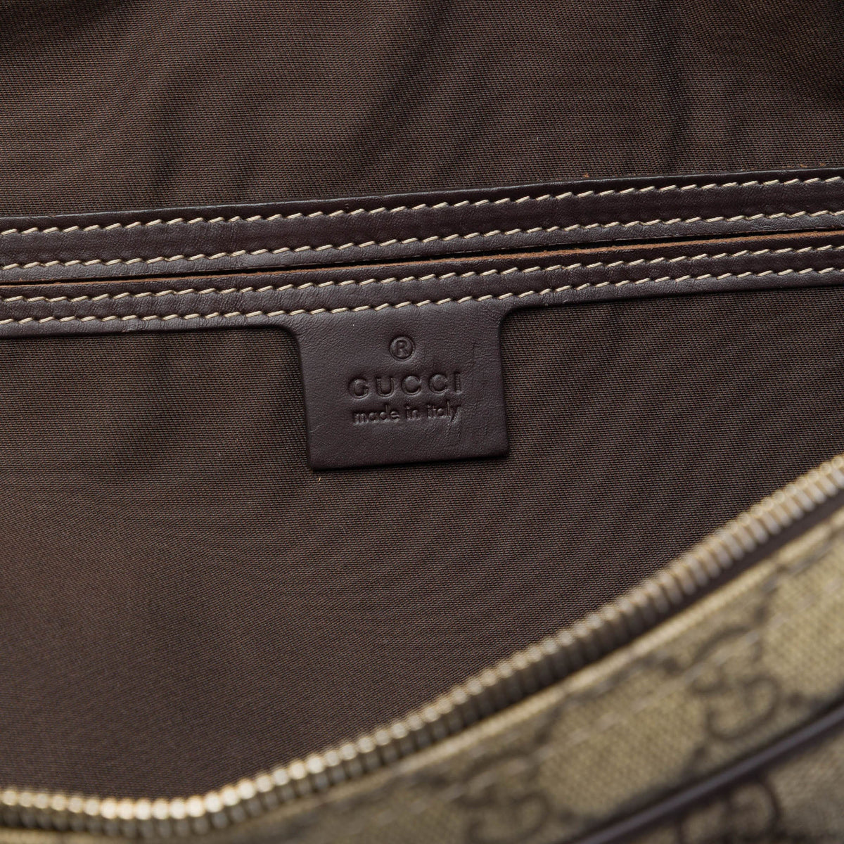 Gucci GG Supreme Business Bag — Beige
