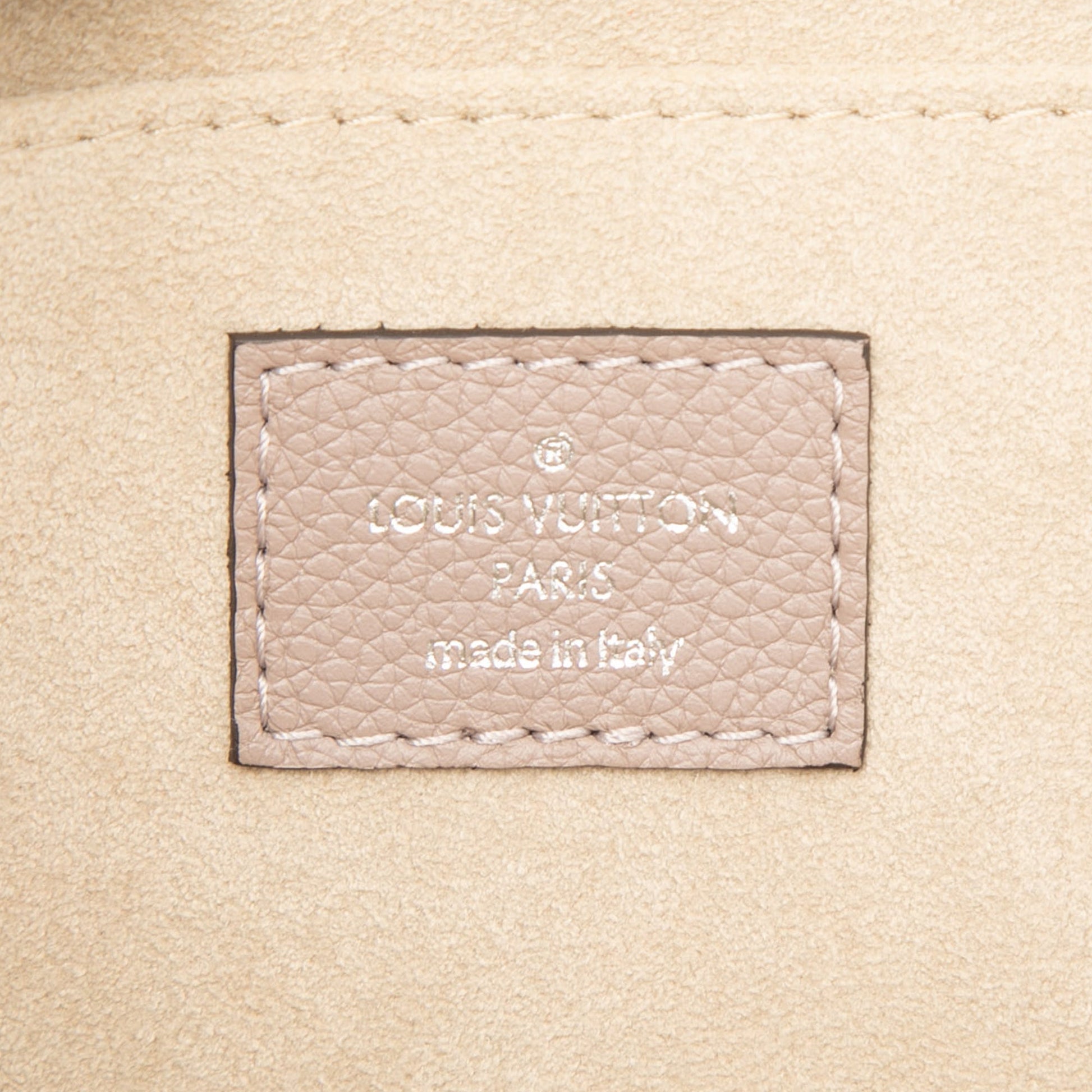 Louis Vuitton Taurillon Pochette Jour PM