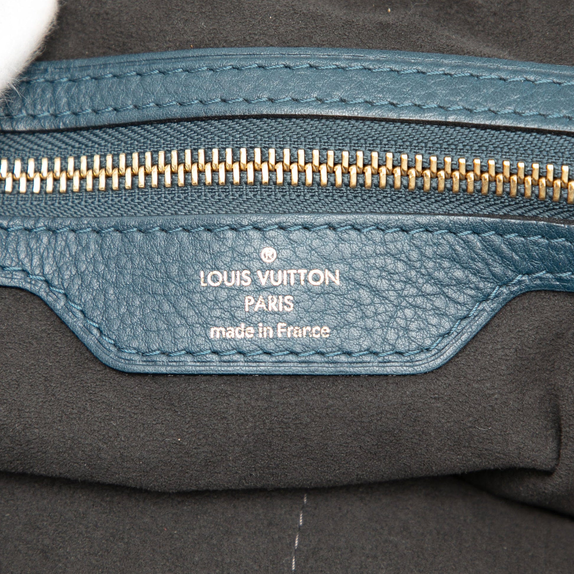 Louis Vuitton Monogram Mahina Cirrus MM