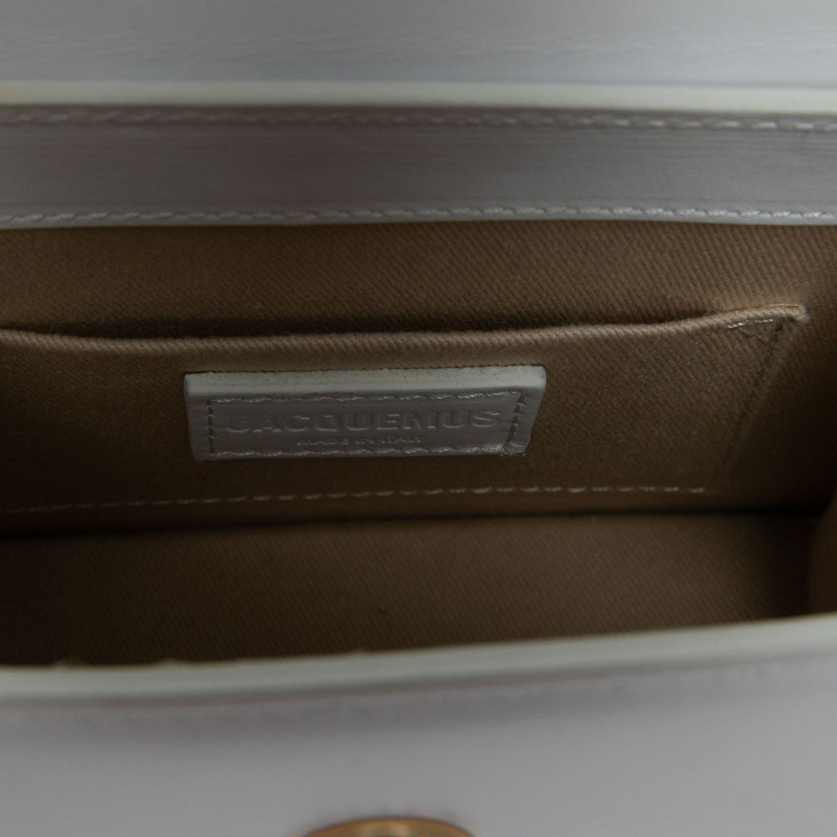 Jacquemus Leather Le Chiquito Moyen — White
