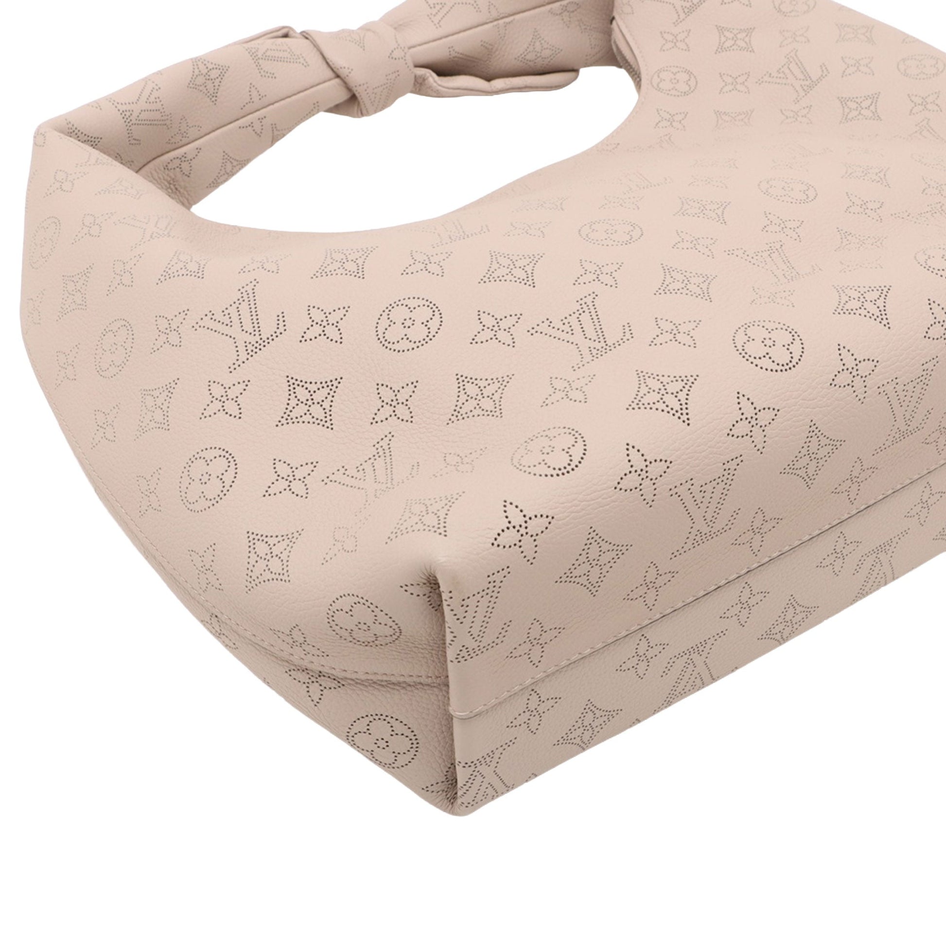 Louis Vuitton Monogram Mahina Why Knot MM