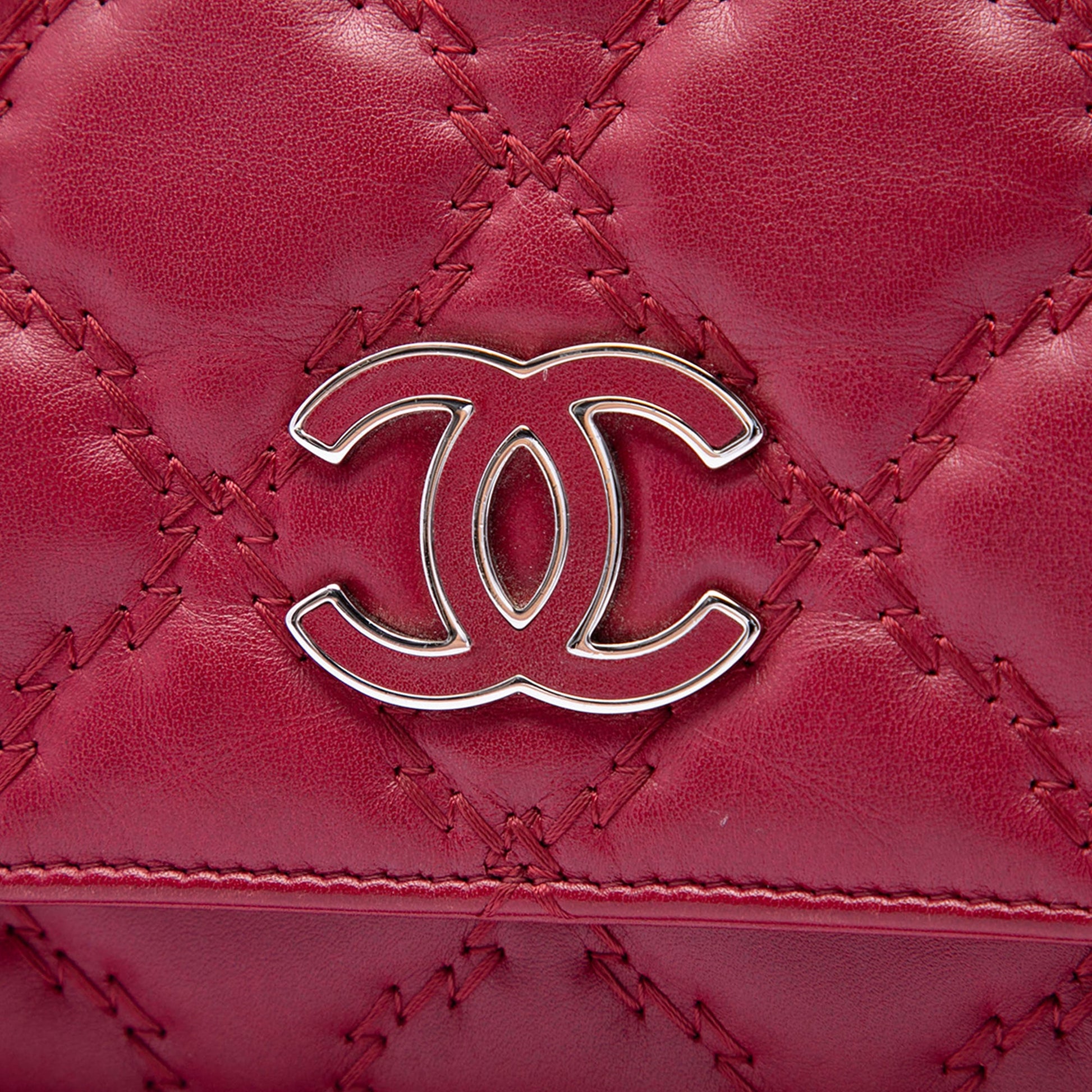 Chanel CC Quilted Calfskin Double Stitch Hamptons Wallet on Chain