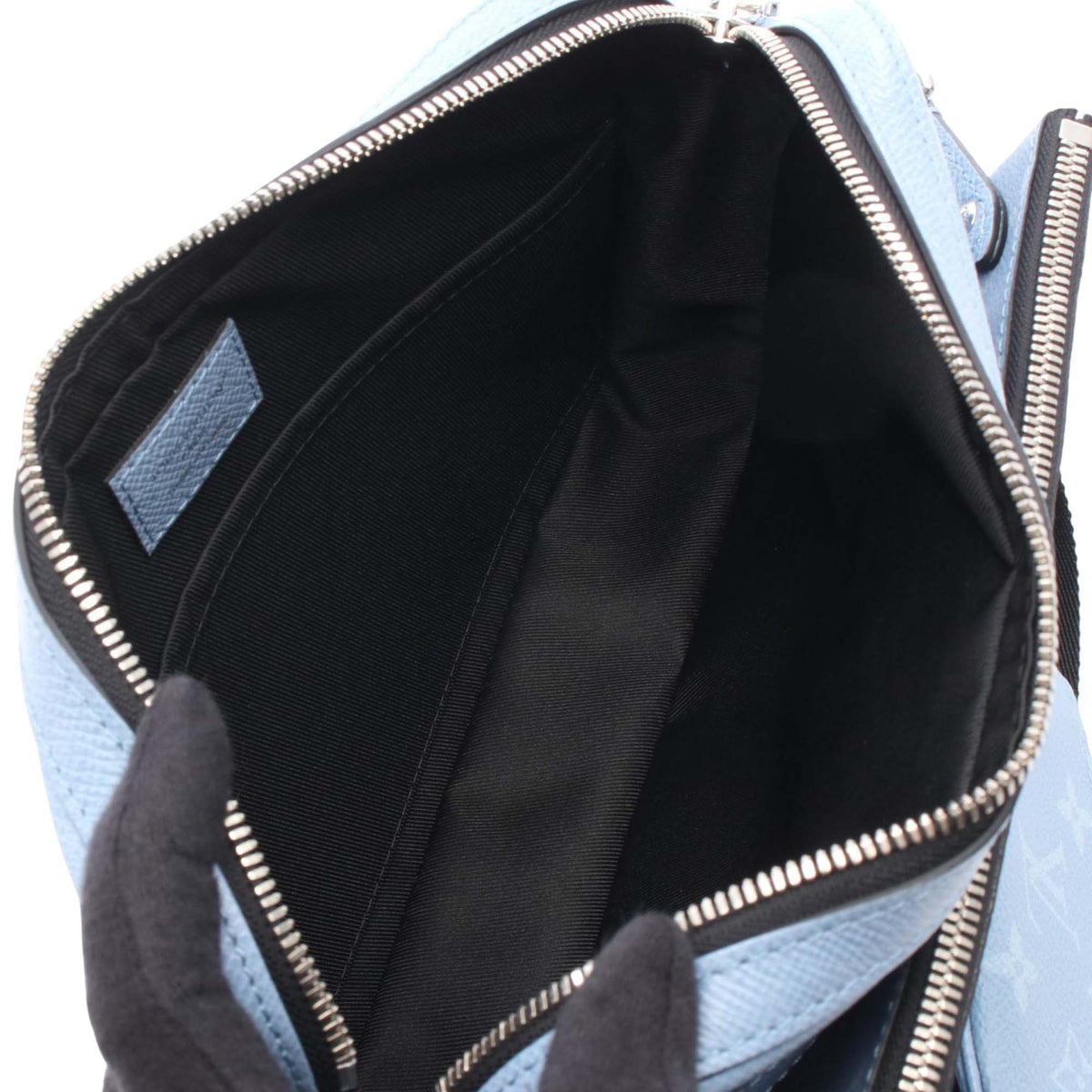 Louis Vuitton Monogram Taigarama Trio Messenger