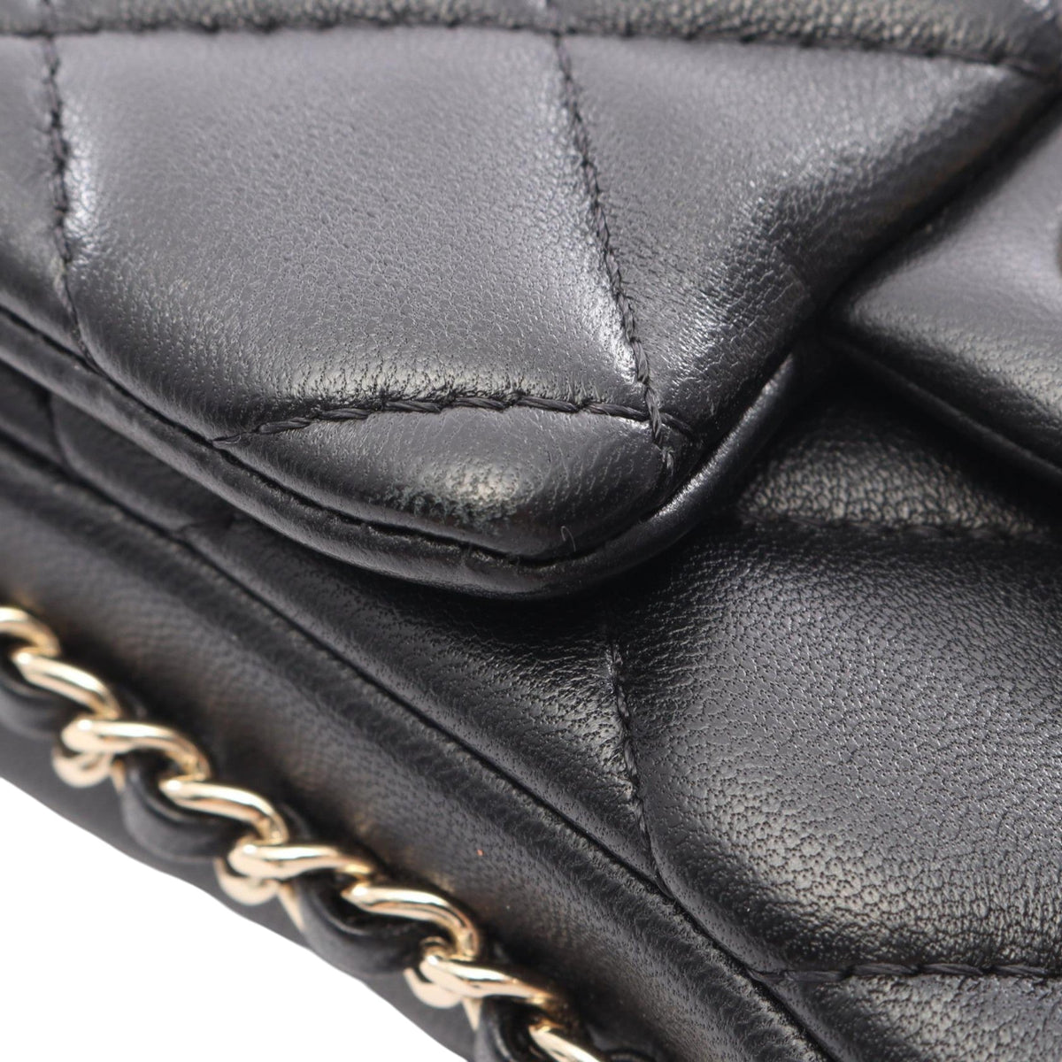 Chanel CC Quilted Lambskin Phone Holder with Chain — Black