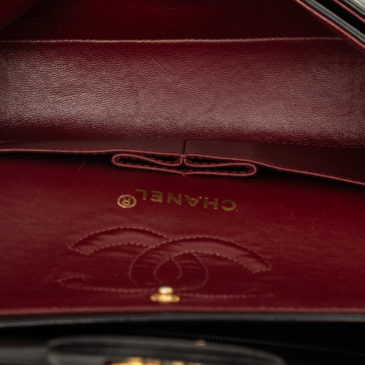 Chanel Medium Classic Lambskin Double Flap — Black