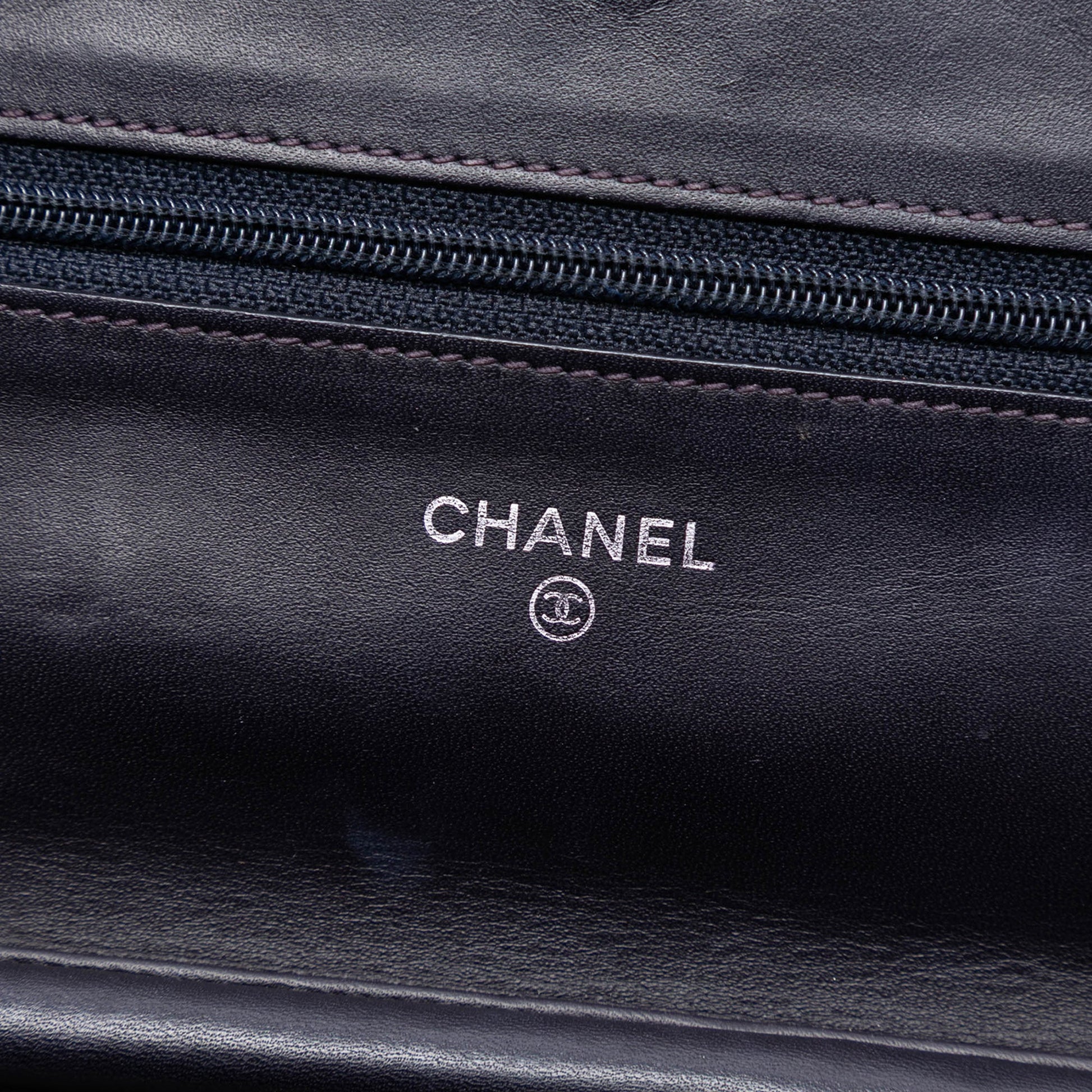 Chanel CC Caviar Wallet On Chain