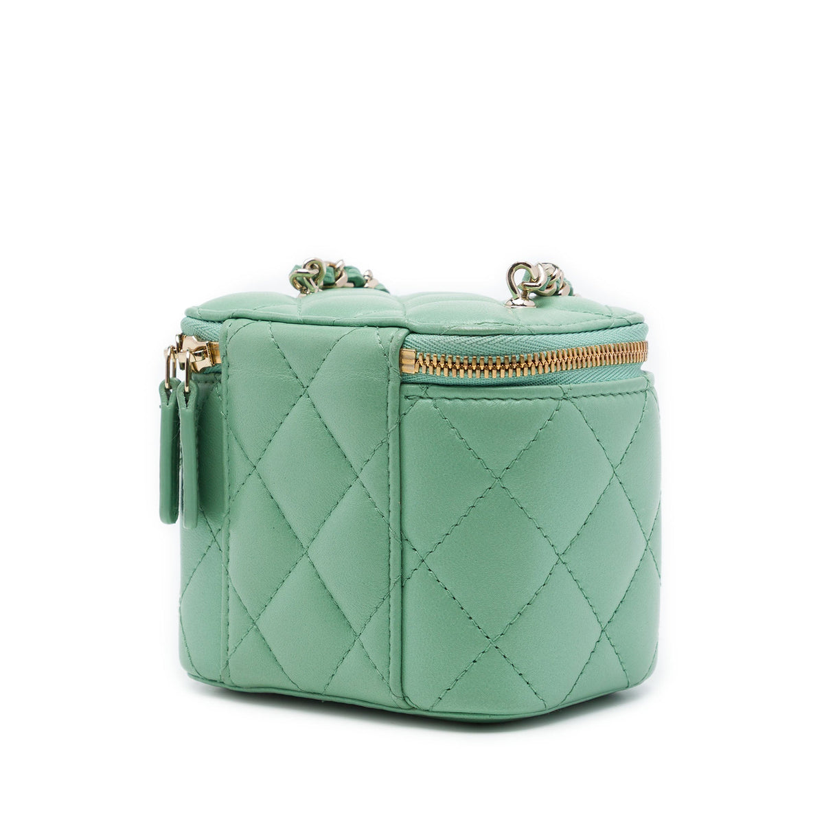 Chanel Mini Quilted Lambskin Resin Heart Vanity Case With Chain — Green