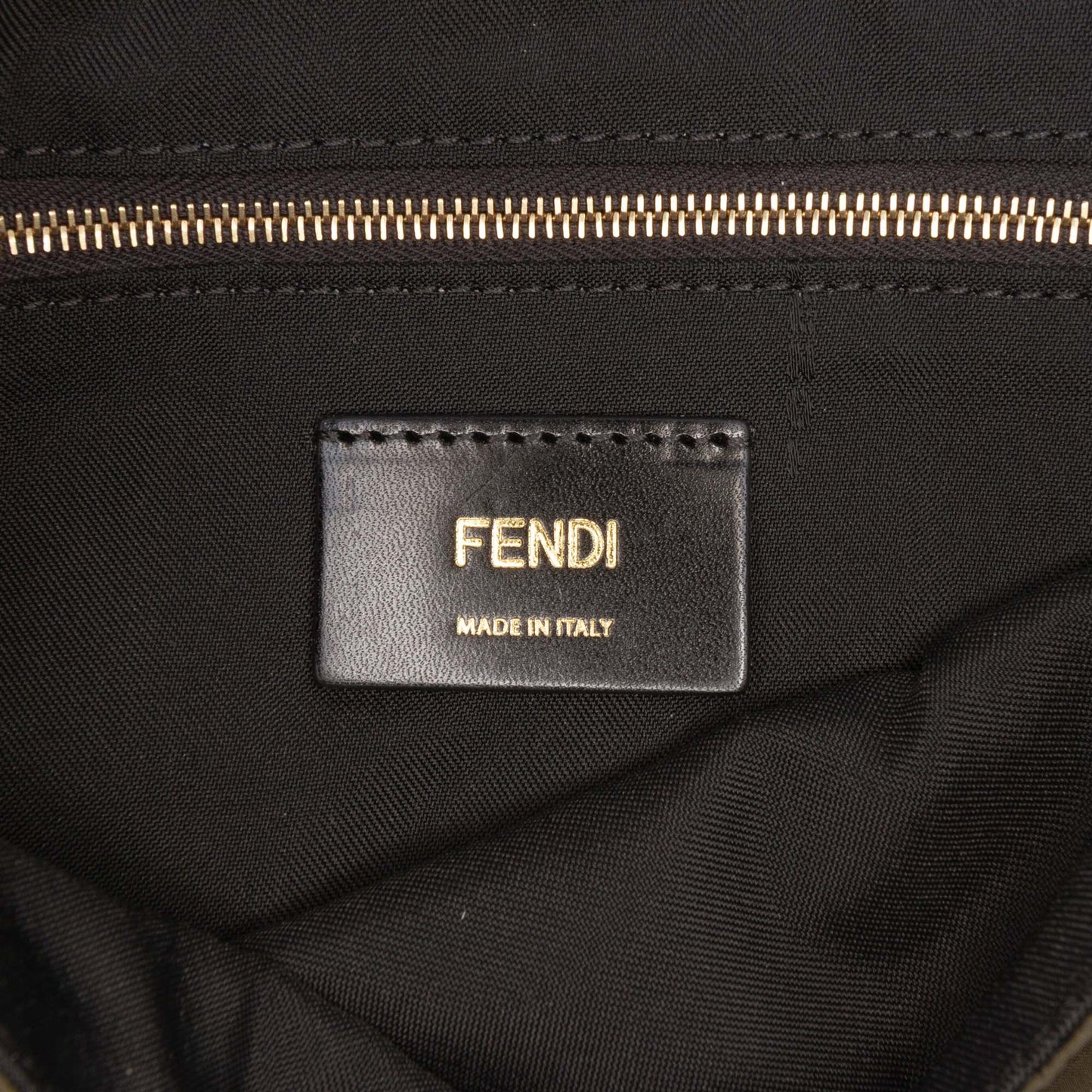 Nylon Convertible Baguette
