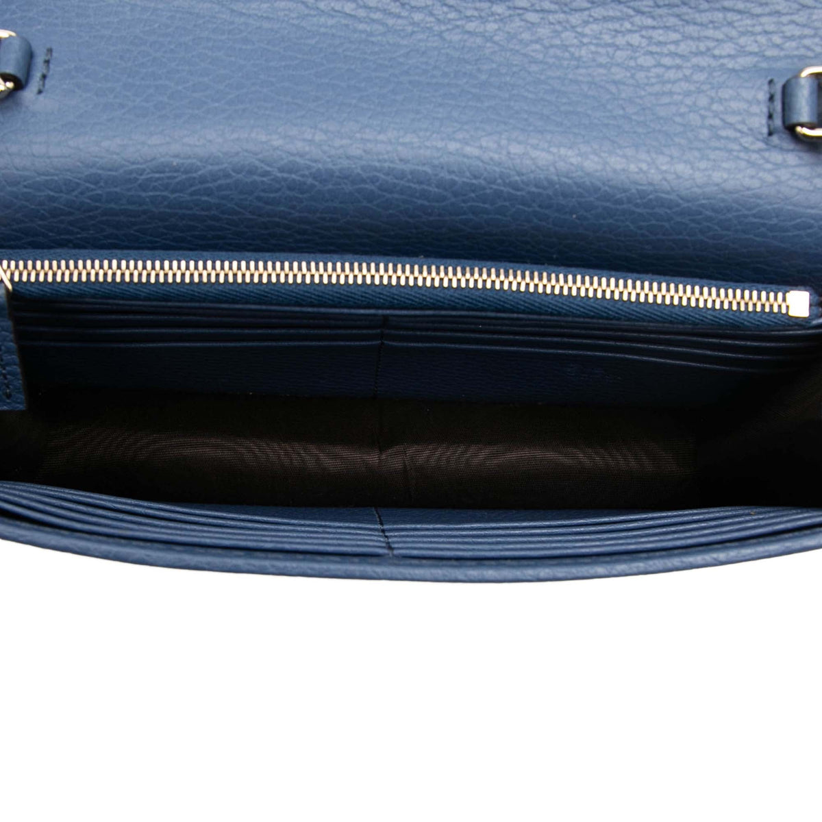 Gucci Dollar Calfskin Interlocking G Wallet on Chain