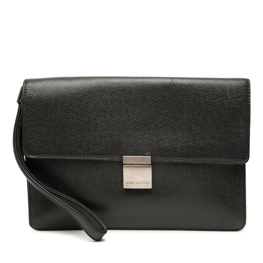 Louis Vuitton Taiga Selenga