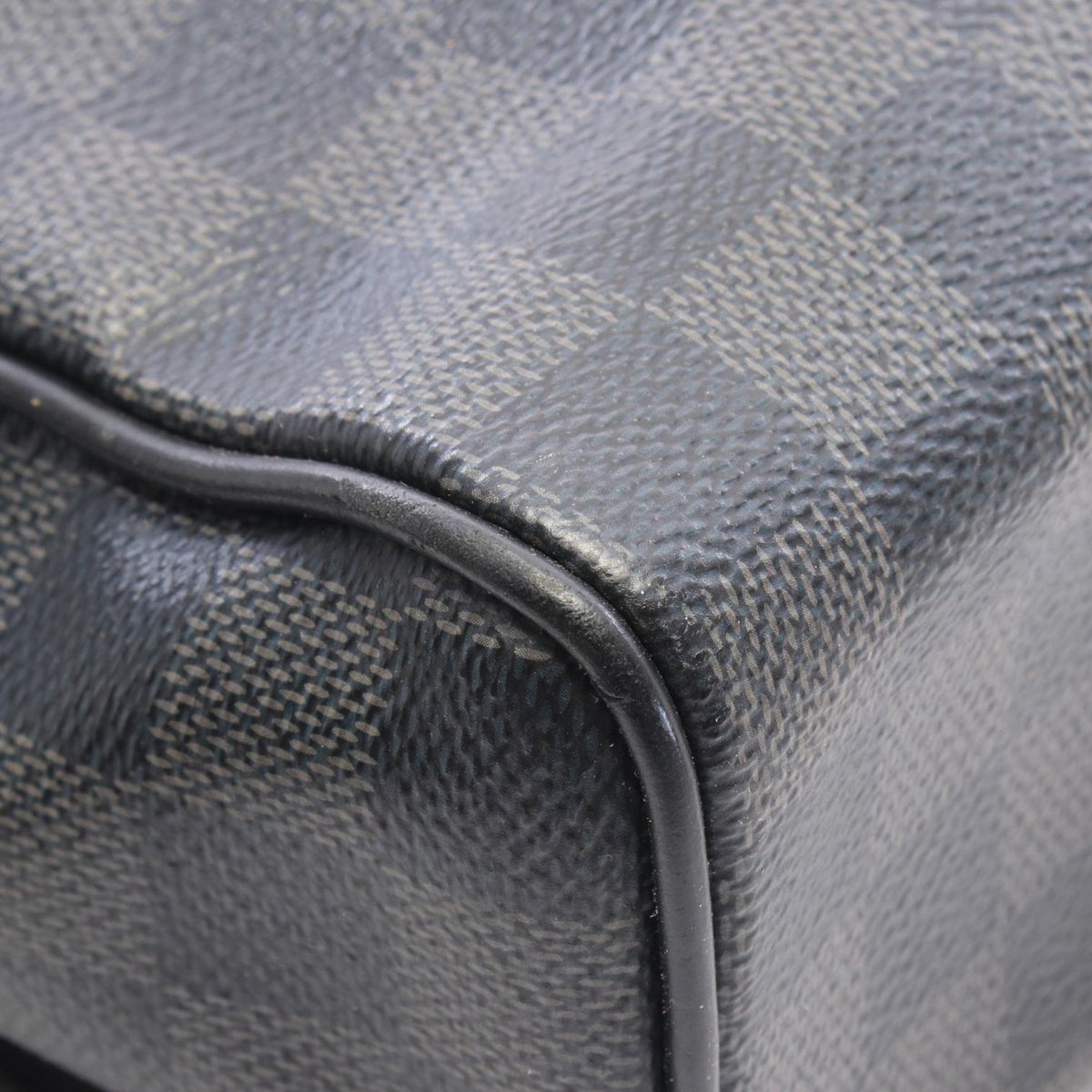 Louis Vuitton Damier Graphite District MM