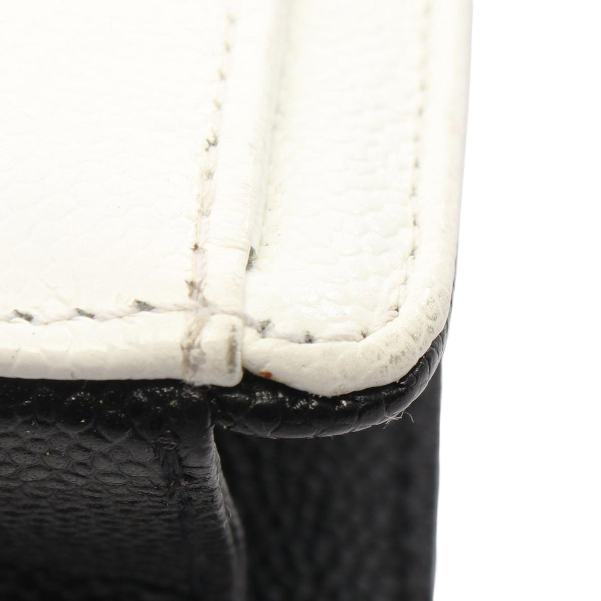 Chanel CC Caviar Reissue 2.55 Tote — White