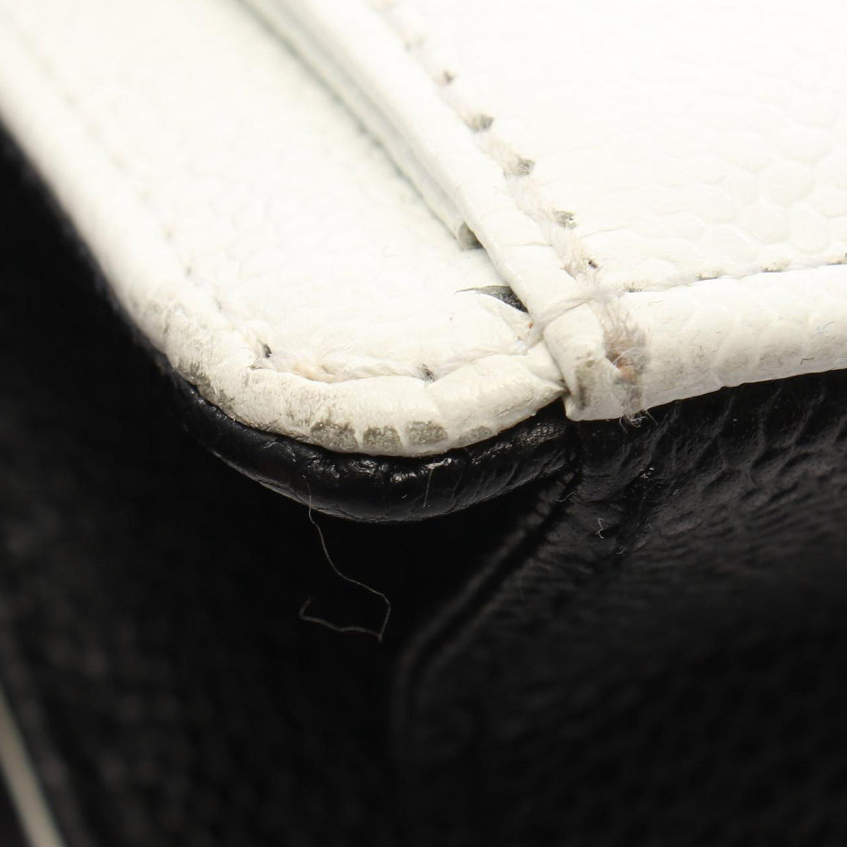 Chanel CC Caviar Reissue 2.55 Tote — White
