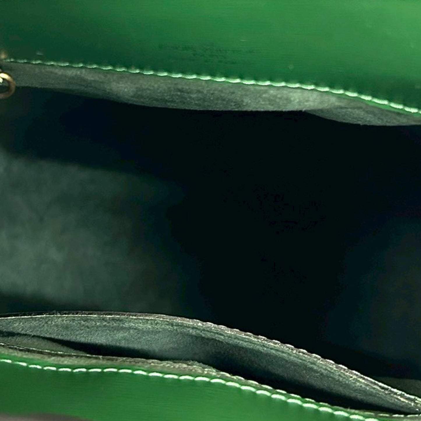 Louis Vuitton Epi Cluny