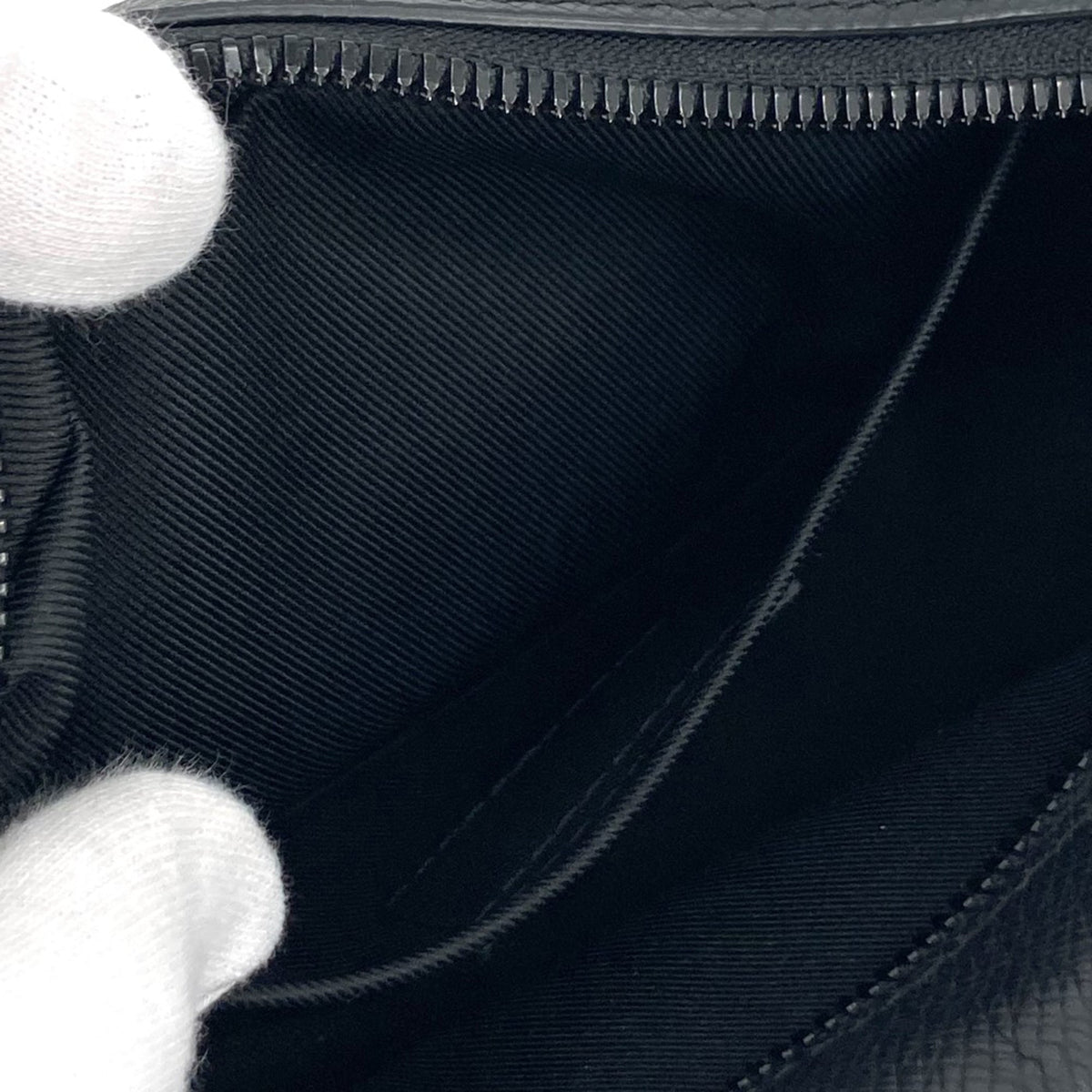 Louis Vuitton Taiga Rainbow Soft Trunk — Black