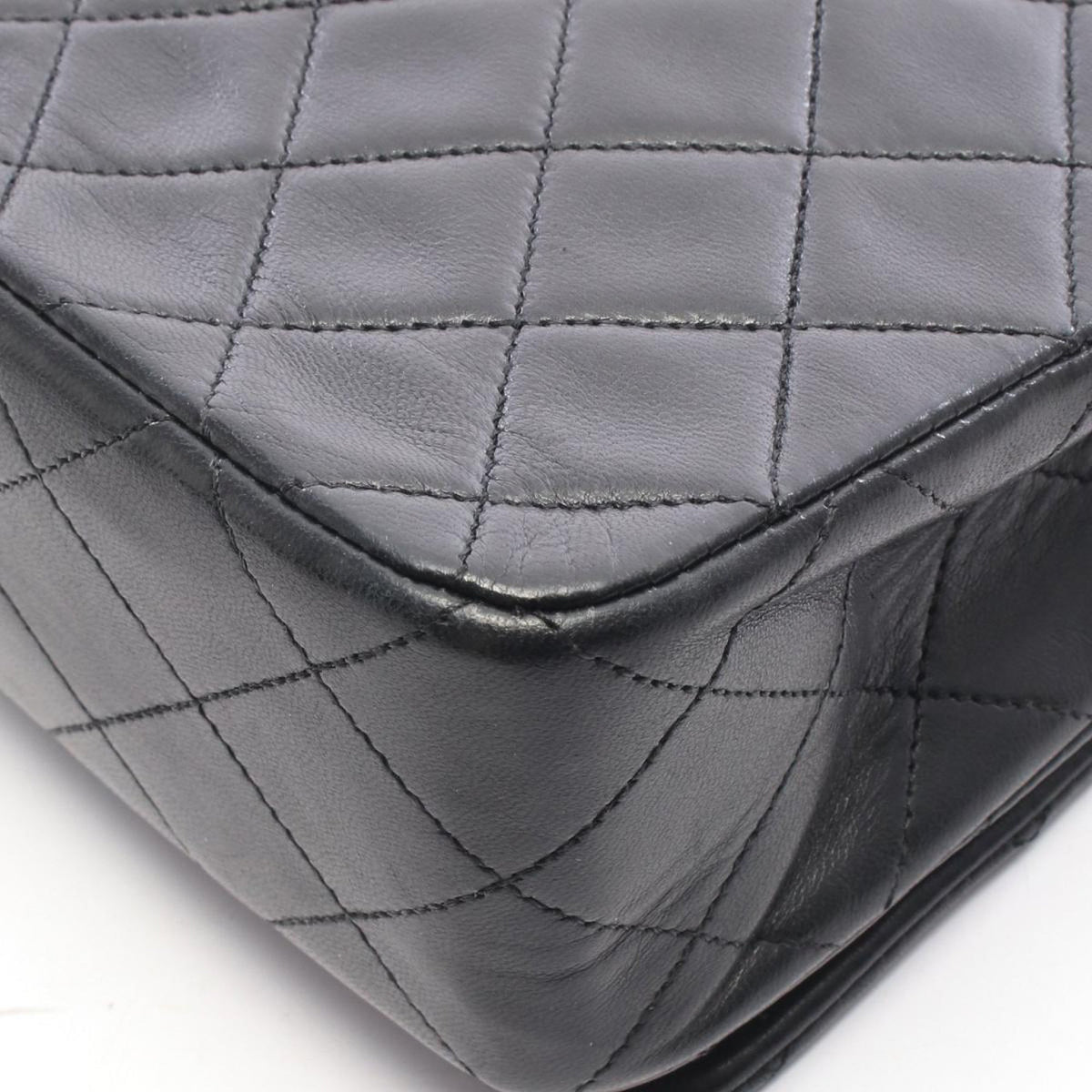 Chanel CC Quilted Lambskin Turnlock Full Single Flap — Black