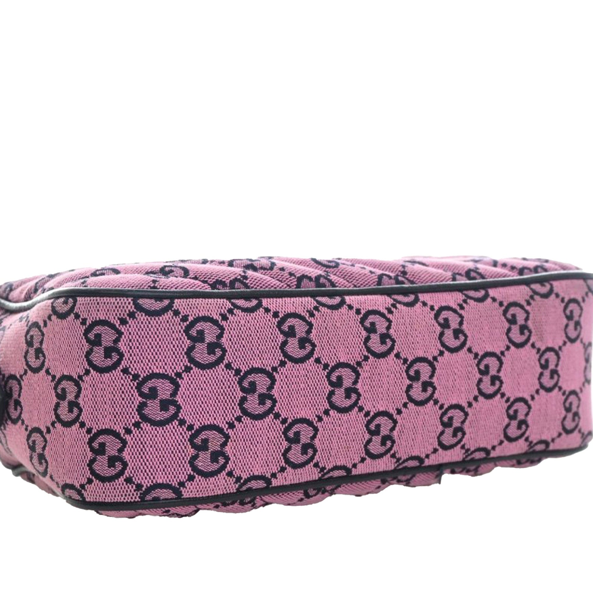 Small GG Marmont Matelasse GG Canvas Crossbody