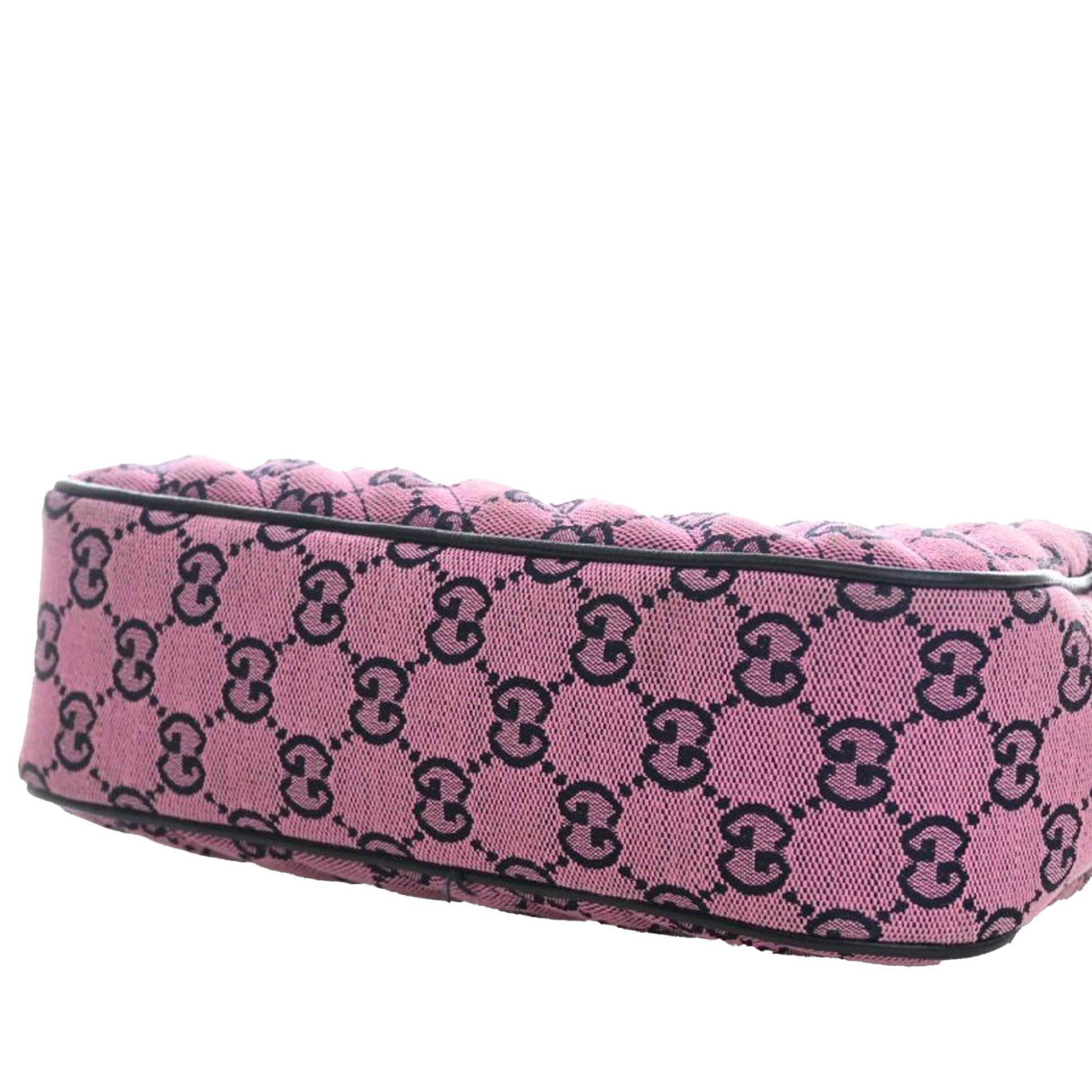 Small GG Marmont Matelasse GG Canvas Crossbody