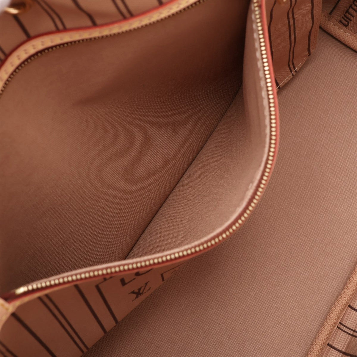 Louis Vuitton Monogram Neverfull MM — Brown
