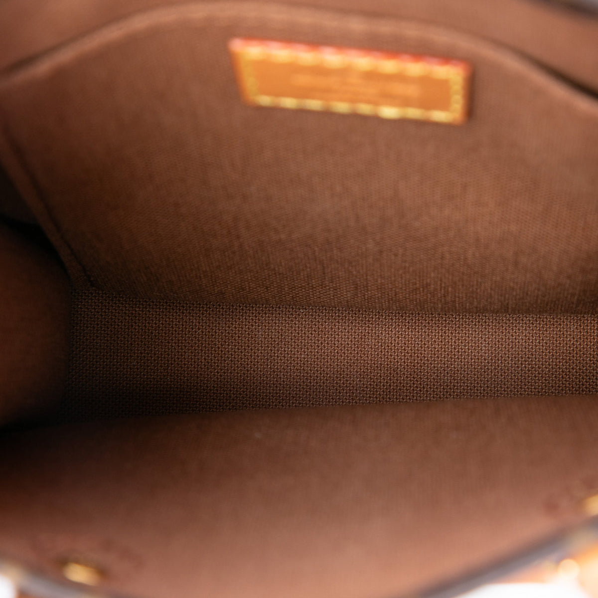 Louis Vuitton Monogram Petit Sac Plat
