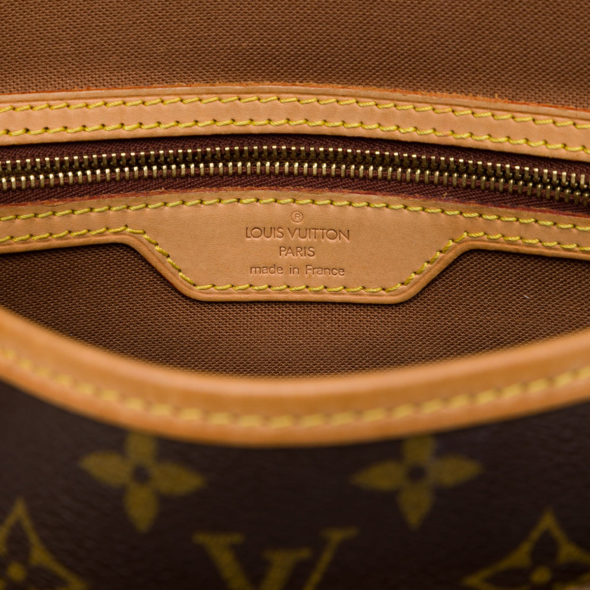 Louis Vuitton Monogram Sologne — Brown