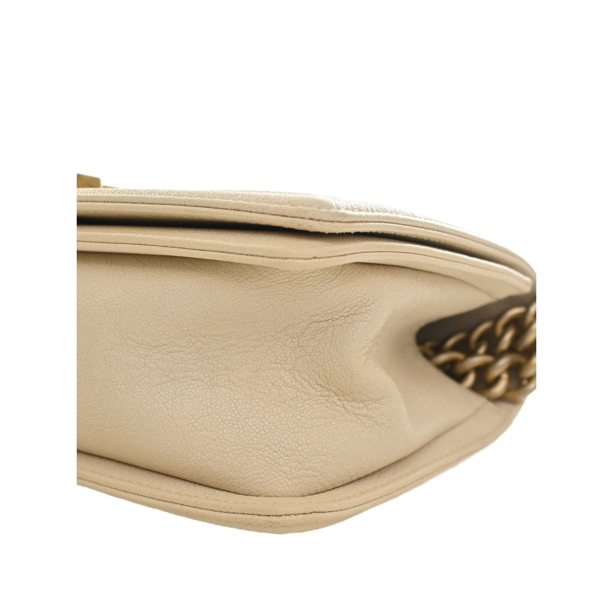 Chanel Old Medium Quilted Caviar Boy Flap — White