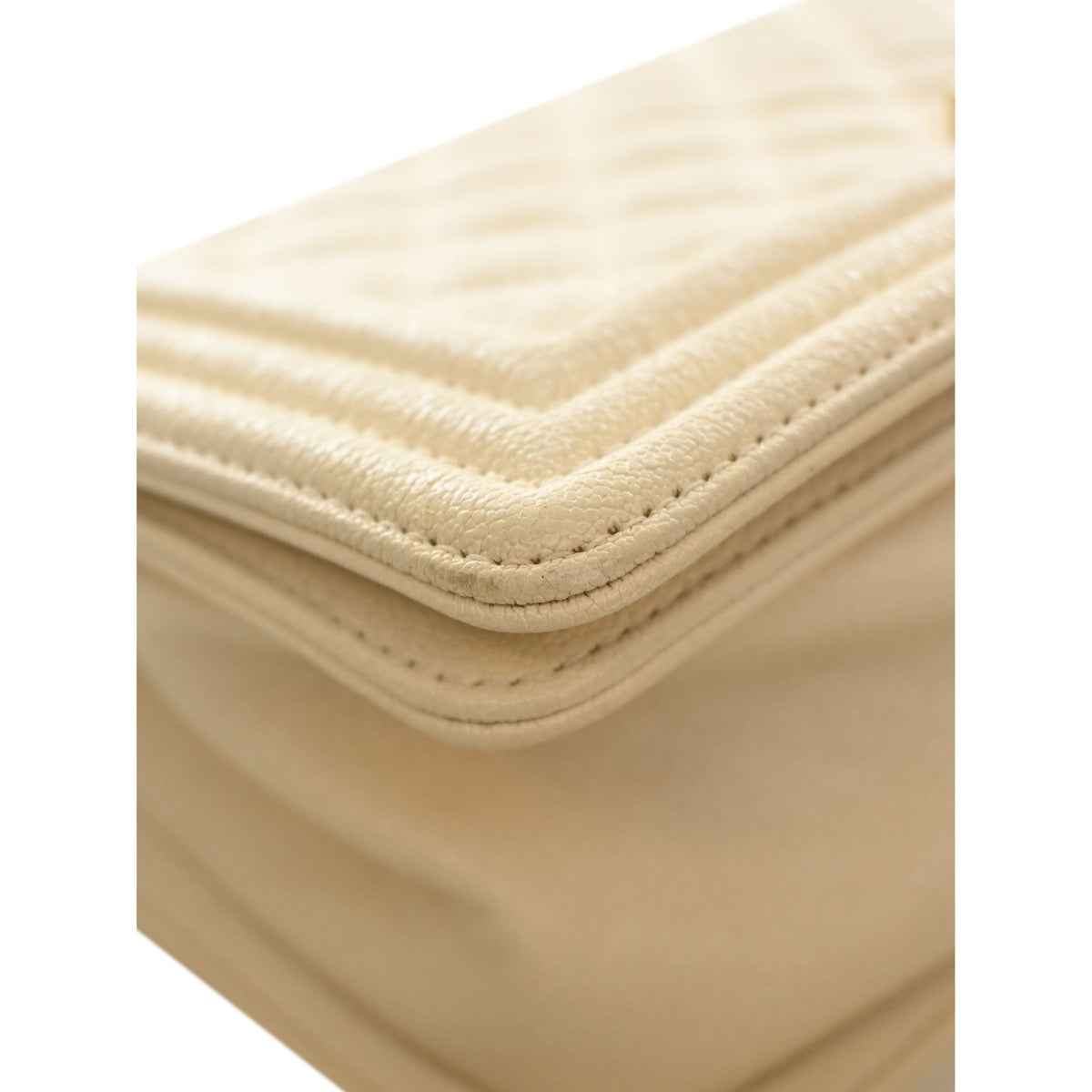 Chanel Old Medium Quilted Caviar Boy Flap — White