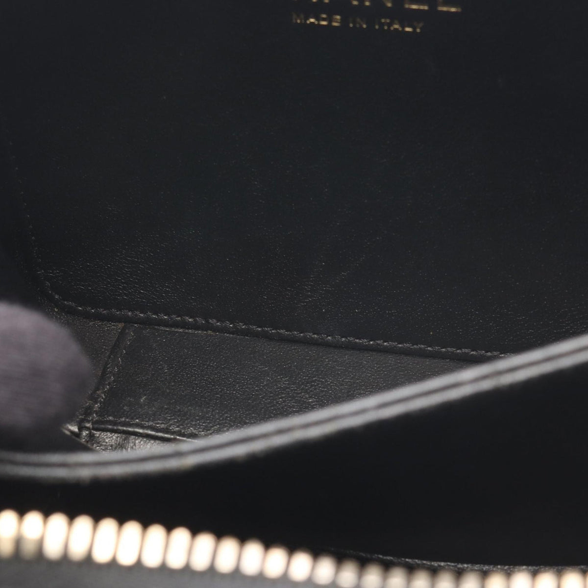Chanel Small Caviar CC Filigree Vanity Case — Black