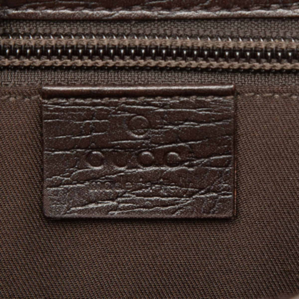 Gucci GG Supreme Clutch