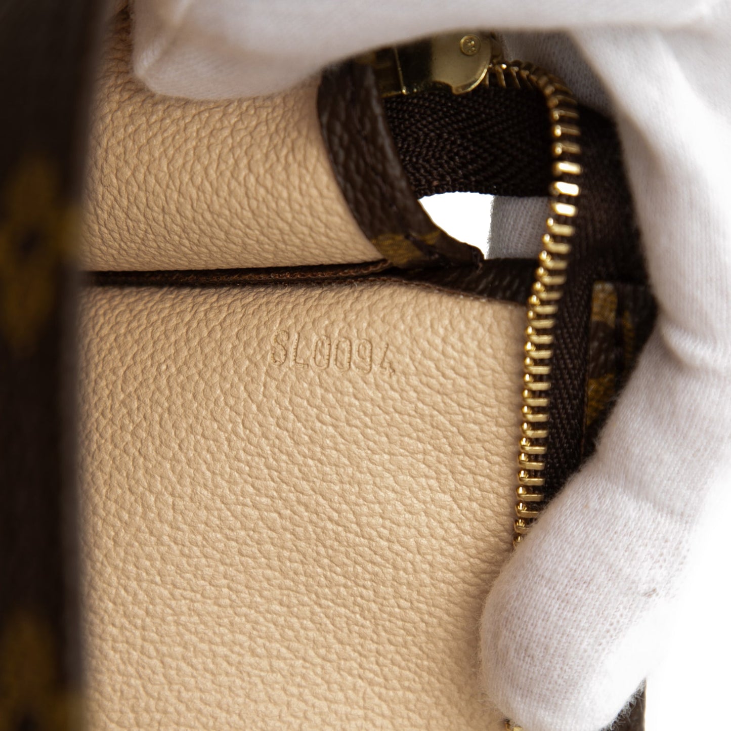 Louis Vuitton Monogram Toiletry Pouch 26
