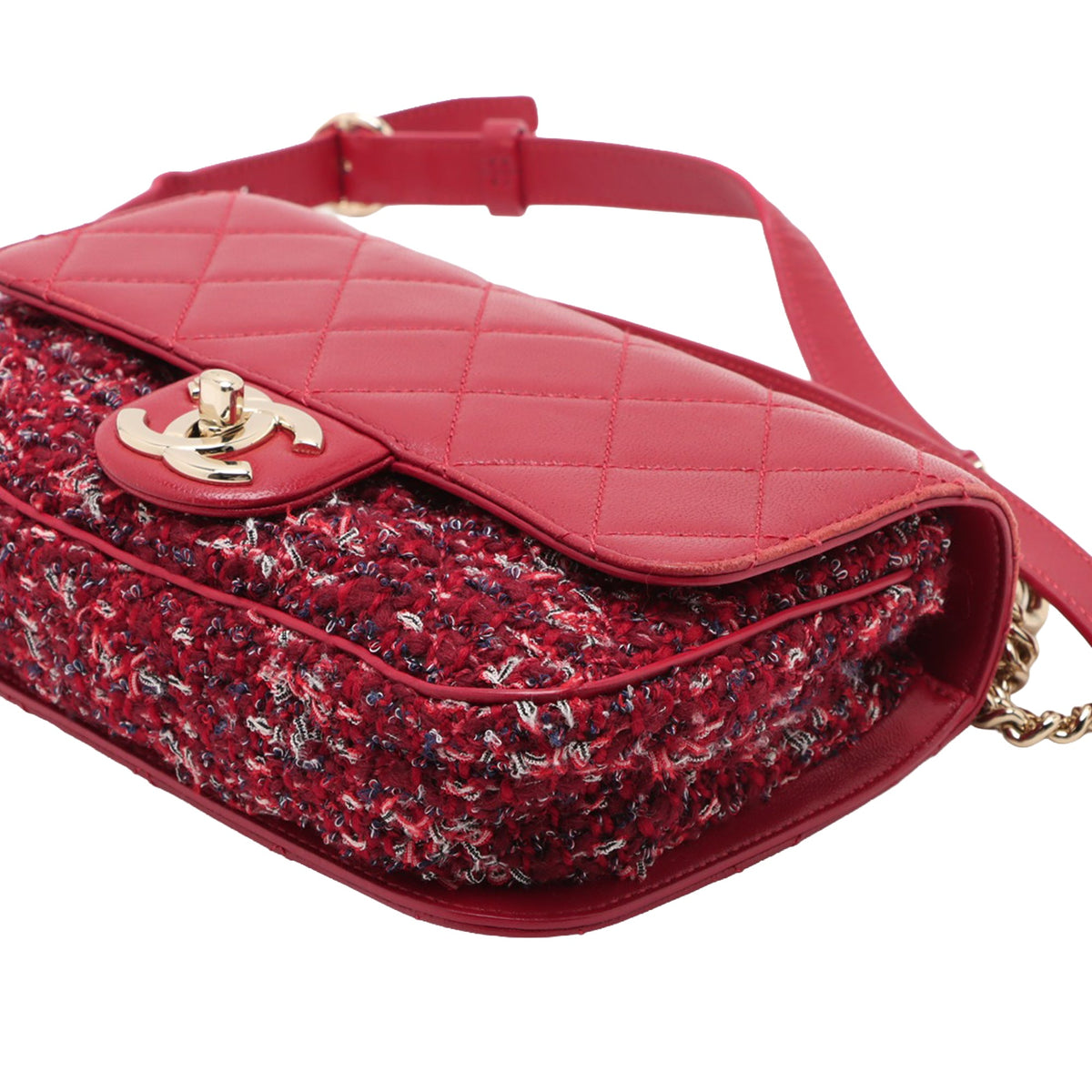 Chanel CC Quilted Lambskin and Tweed Single Flap — Red