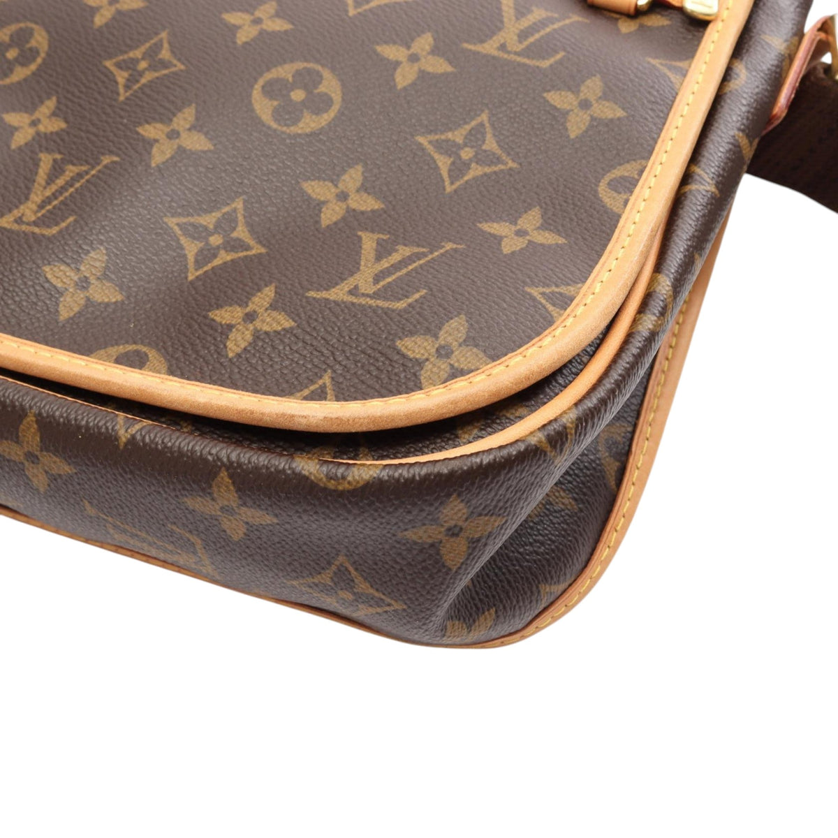Louis Vuitton Monogram Bosphore PM